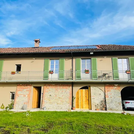 Holiday home Cascina Piandamiane, Sostenibile E Charme D'epoca Nella Natura Delle Langhe