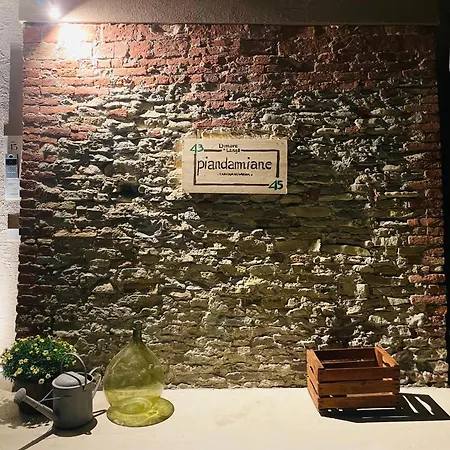 Cascina Piandamiane, Sostenibile E Charme D'epoca Nella Natura Delle Langhe